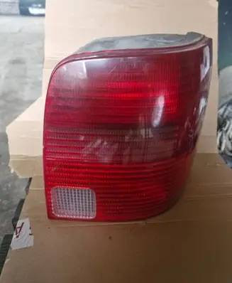 Volkswagen PASSAT B5 Rear/tail lights