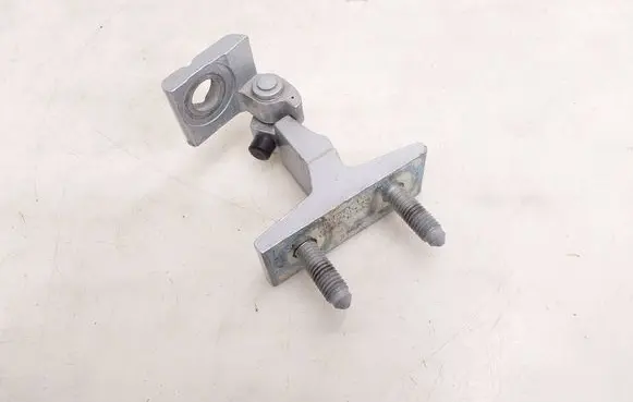 Mercedes-Benz CLA C118 X118 Front door lower hinge 2417104737