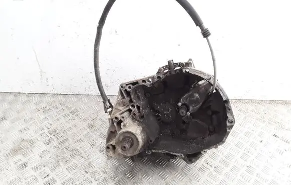 Renault 19 Manual 5 speed gearbox JB3028 103956