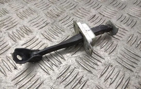 Nissan X-Trail T32 Front door check strap stopper
