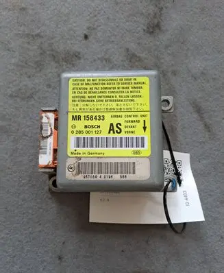 Mitsubishi Carisma Airbag control unit/module MR158433