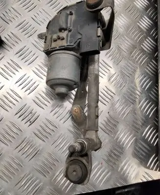 Volkswagen Touran I Front wiper linkage and motor 0390241786 1T0955120C