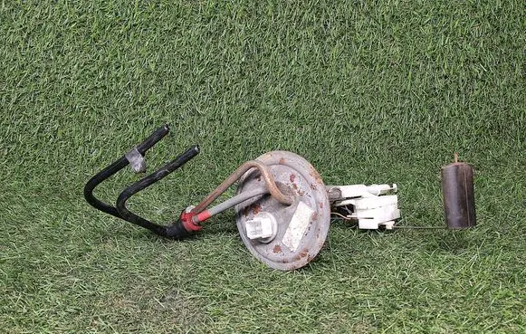 Ford Mondeo MK II Fuel level sensor 