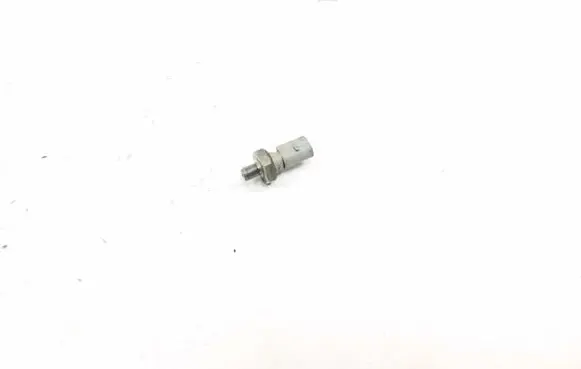 Audi A6 S6 C6 4F Oil pressure sensor 038919081F