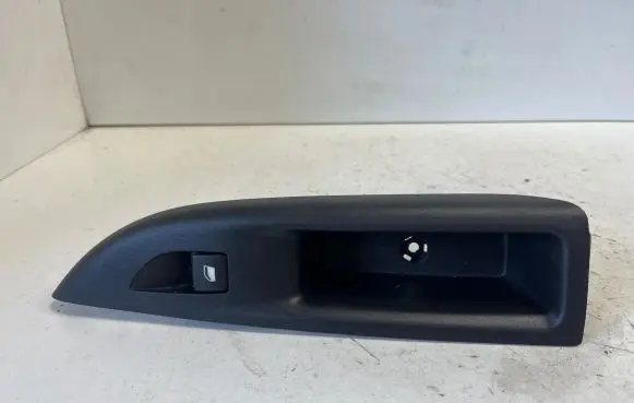 Opel Mokka B Rear door handle trim 74959B23 9835154080