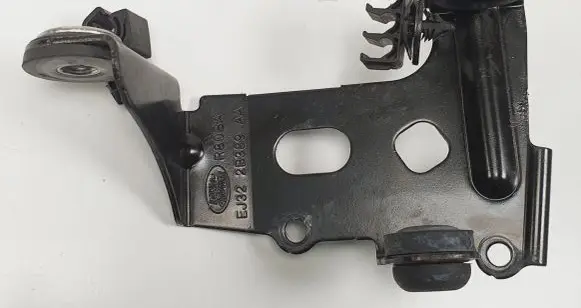 Land Rover Discovery 5 ABS pump bracket EJ322B389AA