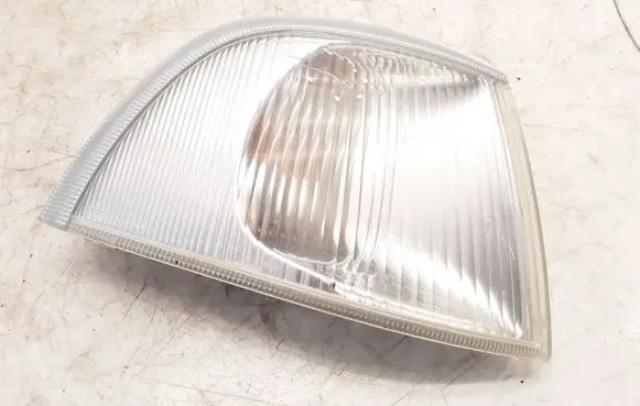 Volvo S40, V40 Front indicator light 30854654