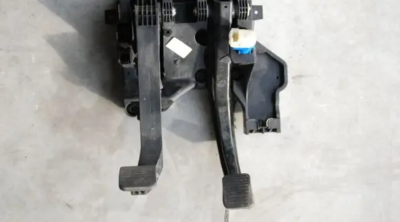 Fiat Ducato Brake pedal 120KM