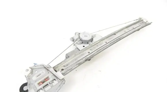 Suzuki Grand Vitara II Front door window regulator with motor 2621003521 8343065J01