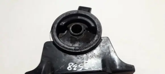 Mazda Premacy Engine mount bracket