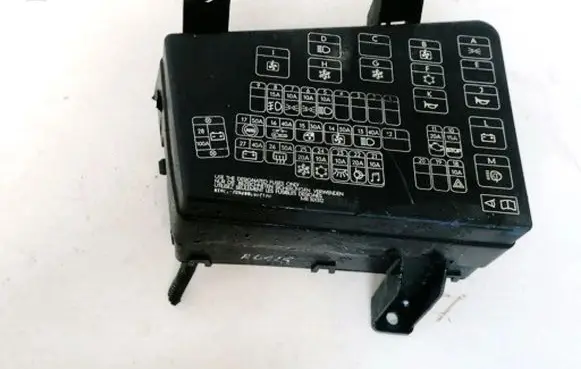 Mitsubishi Space Star Fuse box set MR301312