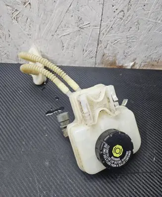 Opel Meriva A Brake fluid reservoir 3206716