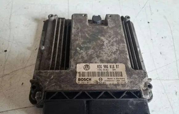 Volkswagen Golf V Engine control unit/module 03G906016BT