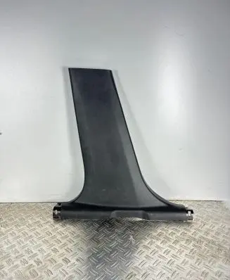 (B) pillar trim (bottom)