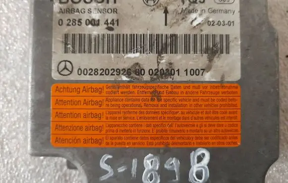 Mercedes-Benz E W211 Airbag control unit/module A0028202926 0028202926