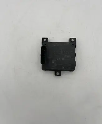 Mercedes-Benz E W213 Distronic sensor radar A2139053314 0203304753 ZGS001Q01