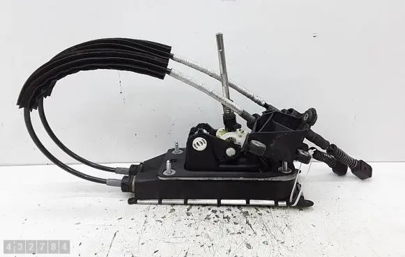 Seat Ibiza IV (6J,6P) Gear shifter/selector 1K0711061