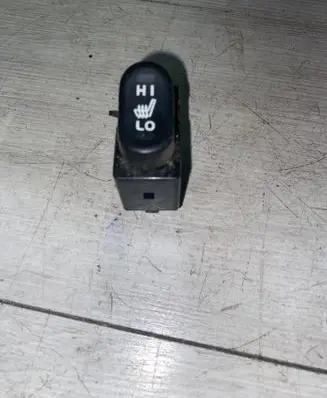 Mitsubishi Colt Seat heating switch