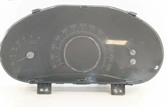KIA Sportage Speedometer (instrument cluster) 940133U576