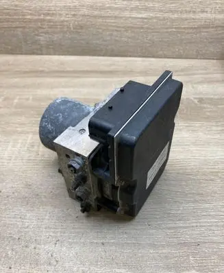 BMW 5 E60 E61 ABS Pump 6775740 6768530 6775742