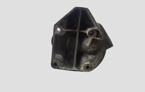 Mercedes-Benz C W204 Engine mounting bracket A6462230604