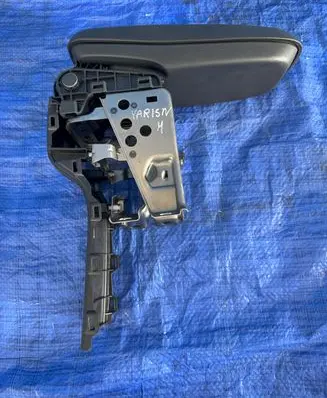 Toyota Yaris XP210 Armrest 58901K0020 58857K0020