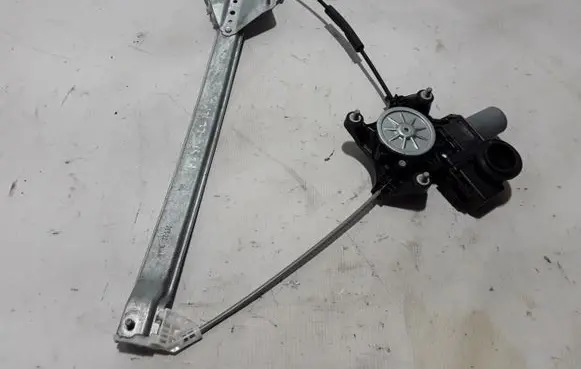 Lexus NX Front window lifting mechanism without motor 69802F6010