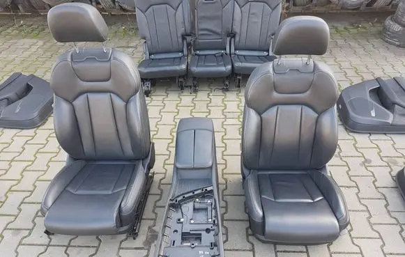 Audi Q7 4M Seat and door cards trim set 