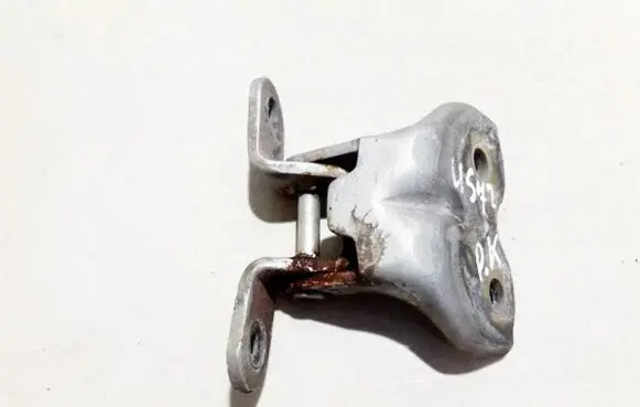 Hyundai Getz Front door upper hinge