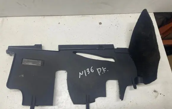 Land Rover Range Rover Sport L320 Dashboard lower bottom trim panel FBS500610XXX RS5000610XXX