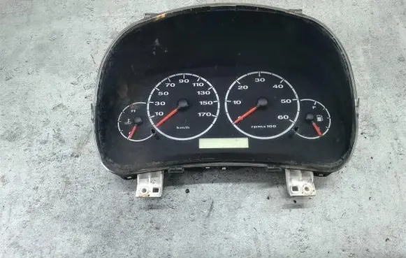 Speedometer (instrument cluster)