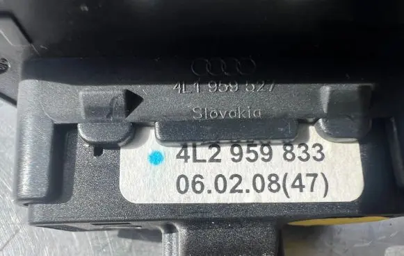 Audi Q7 4L Tailgate/trunk/boot open switch 4L1959527 4L2959833 06020847
