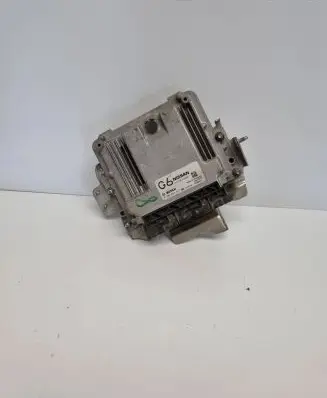 Nissan X-Trail T32 Engine control unit/module 23710HX49A 0281032827 1039S95541