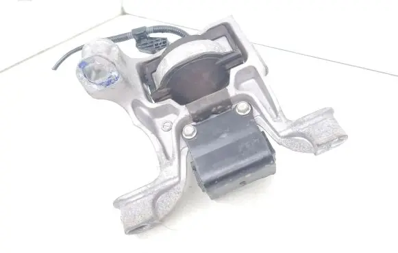 Mazda CX-3 Engine mount bracket DH3V39060