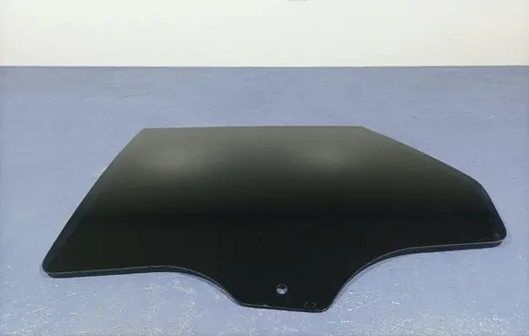 Ford Mondeo MK I Rear door window glass DS73N25713B