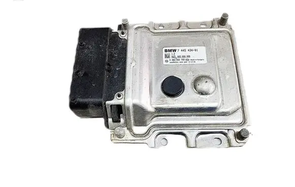BMW 5 F10 F11 Adblue control unit 7445434