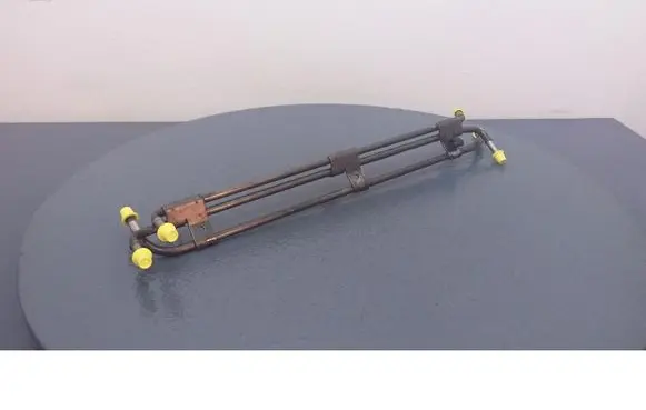 Audi A3 S3 8L Fuel line pipe 038130309E