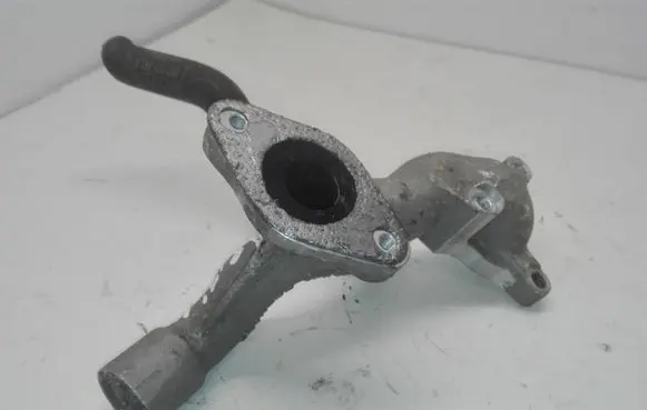 Audi A8 S8 D3 4E EGR valve line/pipe/hose 057131223