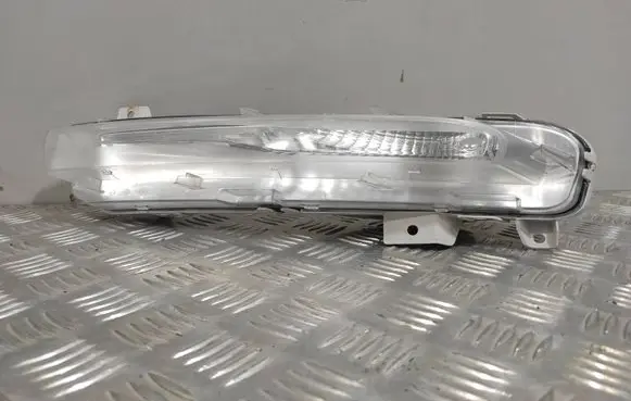 Volvo V40 Front fog light 7230300001 31290581 1904131