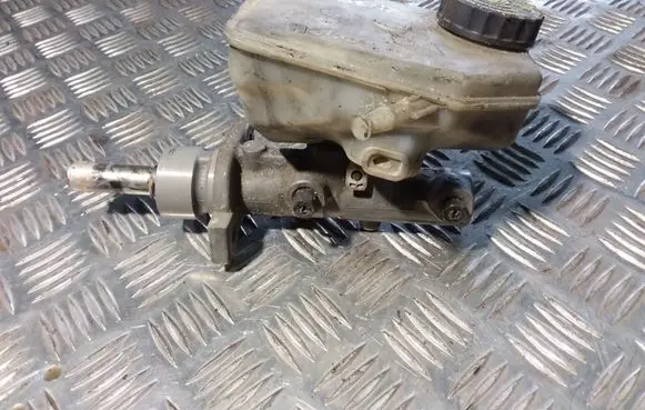 Peugeot 607 Master brake cylinder 221304