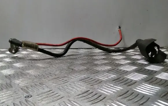 Positive cable (battery)
