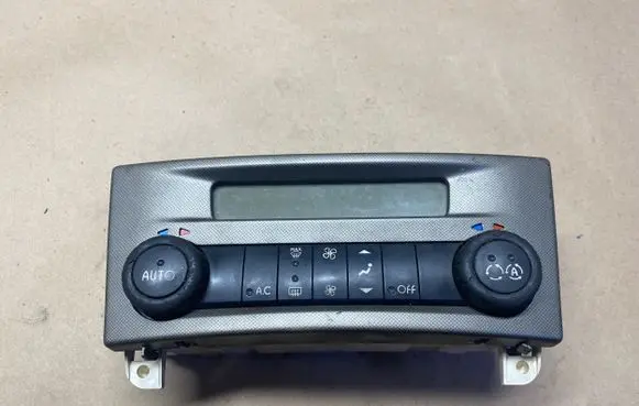Renault Laguna II Climate control unit 8200264424 HDS19C26 52485201
