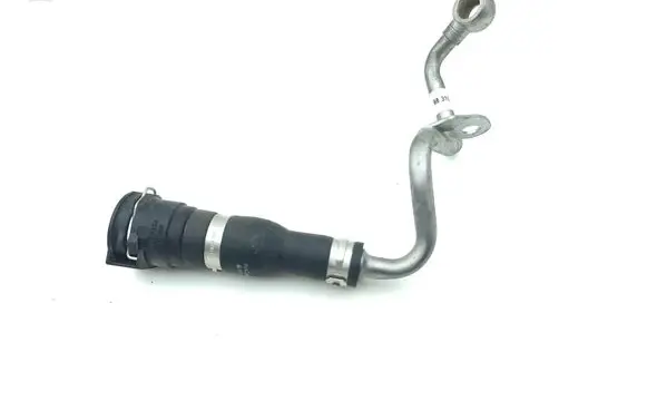 Coolant pipe/hose