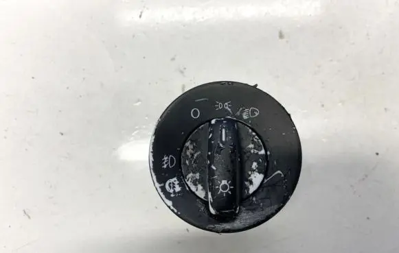 Skoda Octavia Mk2 (1Z) Light switch 1z0941431c