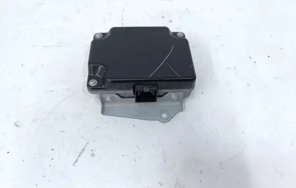 Chrysler Town u0026 Country V Voltage converter inverter 56029692AA