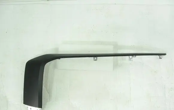 Mitsubishi L200 Front bumper splitter molding 6407A335