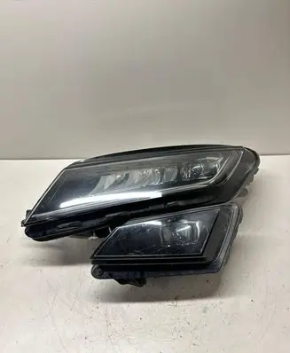 Skoda Kodiaq Headlight/headlamp 566941015E