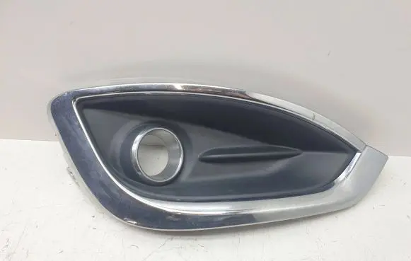 Chrysler Pacifica Front fog light trim/grill 68229006AA T4995 65620K