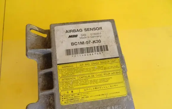 Mazda 323 F Airbag control unit/module BC1M-57-K30