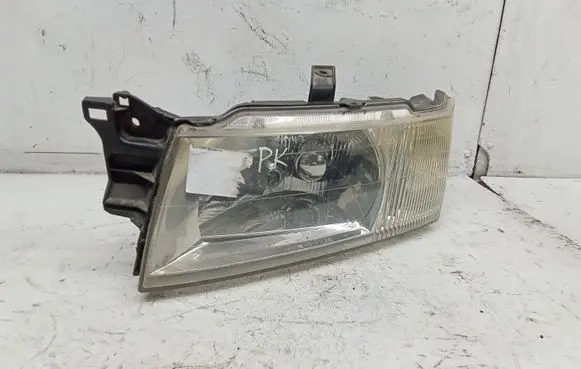 Mitsubishi Space Wagon Headlight/headlamp